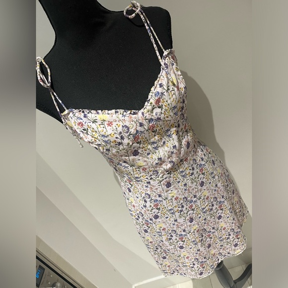 WILFRED Size 6 Sundress with Flower Print - Picture 5 of 5